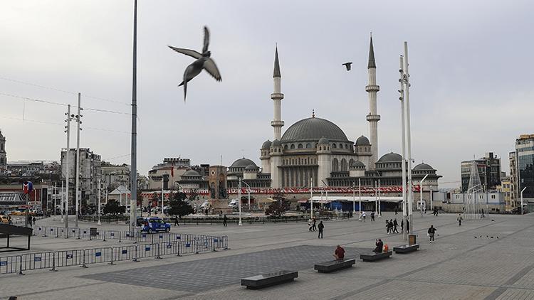 İstanbulda sokağa çıkma kısıtlamasının son günü