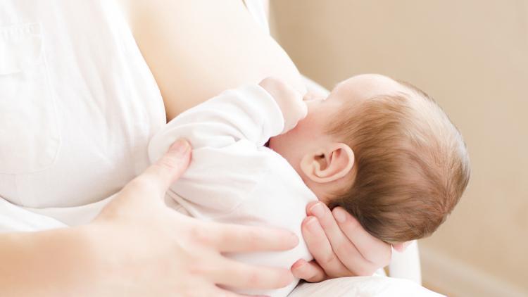 Bebeğin doyduğu nasıl anlaşılır? Ebeveynler için önemli tüyolar…