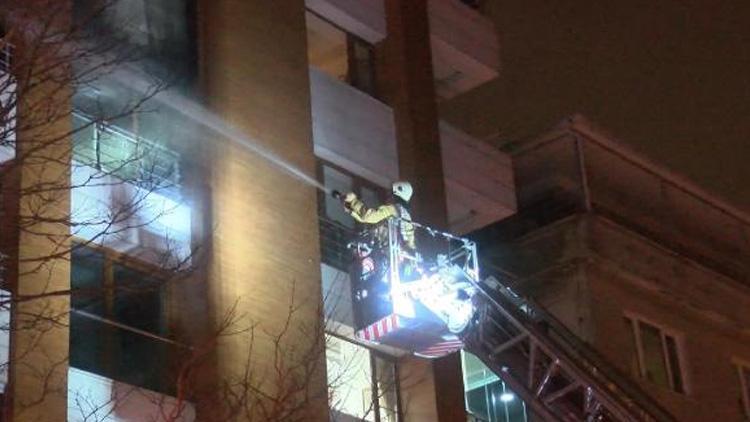 İstanbul Kavacıkta 9 katlı binada yangın paniği