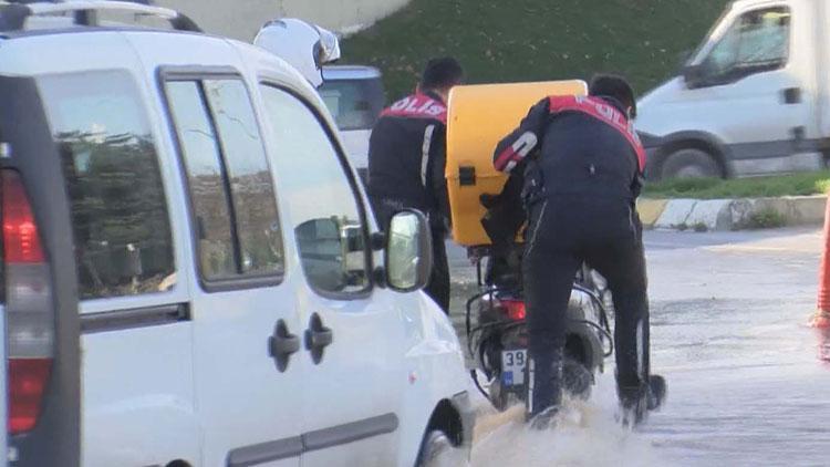 DHAnın görüntüleriyle mesaj: Düşsen de korkma, Türk polisinin eli uzanır sana