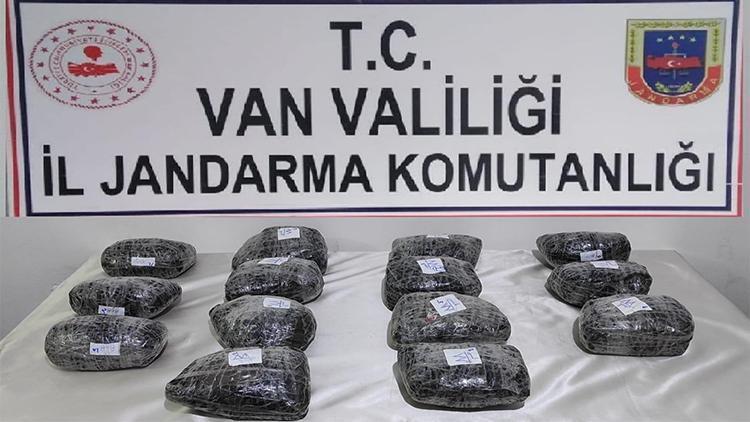 Van’da 15 kilogram uyuşturucu ele geçirildi