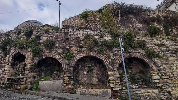 Doğu Romadan günümüze kalan en eski yapı: Pantokrator Manastırı