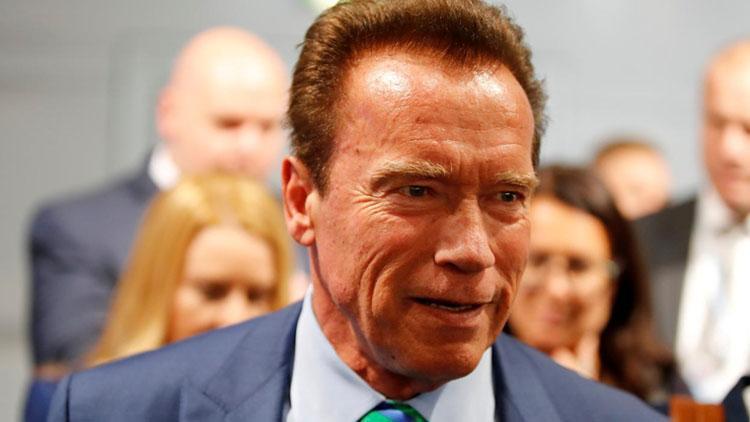 Kaliforniya eski valisi Arnold Schwarzenegger, ABD Kongresini işgal edenleri Nazilere benzetti