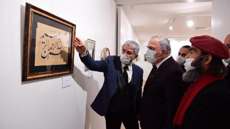 ‘Hat Sanatının Zarif Kalemi Ali Alparslan’ sergisi açıldı