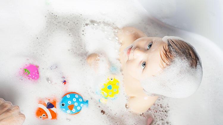 Çocuğunuz için banyo zamanını eğlenceli hale getirebilirsiniz! İşte öneriler...