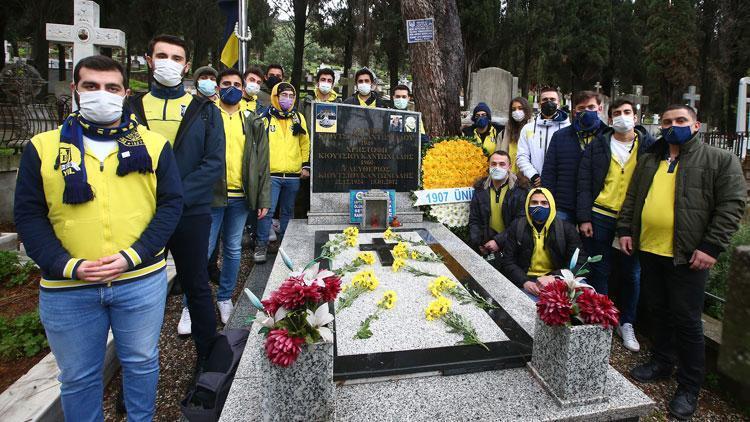 Fenerbahçenin efsane ismi Lefter Küçükandonyadis kabri başında anıldı