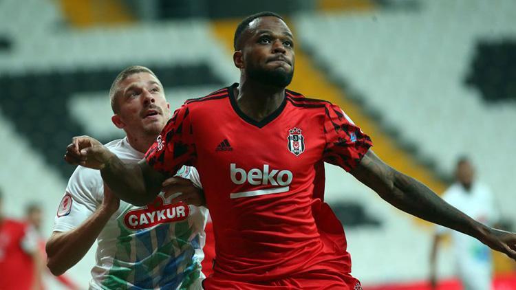 Beşiktaş, Ziraat Türkiye Kupasında çeyrek finalde Rizespor tek golle yıkıldı
