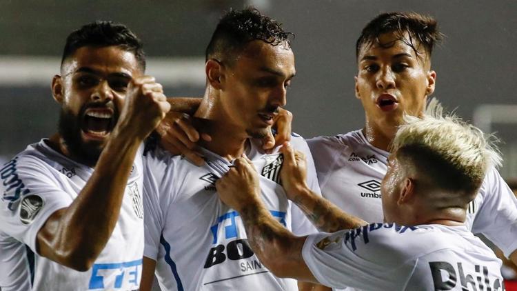 Libertadores Kupasında finalin adı FC Santos - Palmeiras