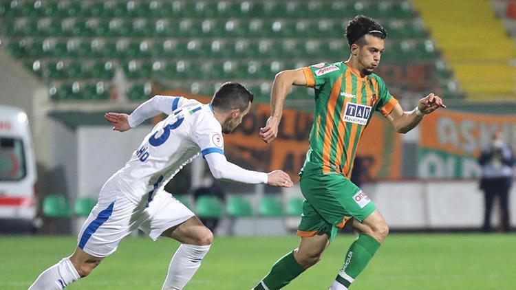Alanyaspor, Türkiye Kupasında çeyrek finalde BB Erzurumspor karşısında 4 gollü geri dönüş