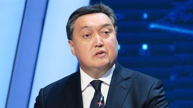 Kazakistanda Askar Mamin başkanlığındaki hükümet istifa etti