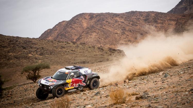 Dakar Rallisi’nde şampiyon Red Bulldan Stephane Peterhansel oldu