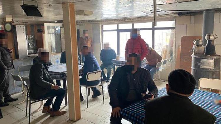 Ankarada, ruhsatsız kahvehanede kumar oynayanlara ceza
