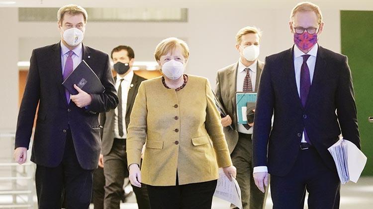 Merkel’in halefi bugün seçiliyor