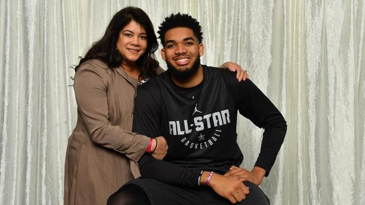 NBA yıldızı Karl-Anthony Towns koronavirüse yakalandı