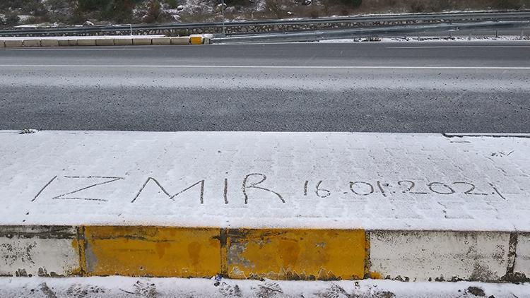 İzmirde kar yağışı sürprizi