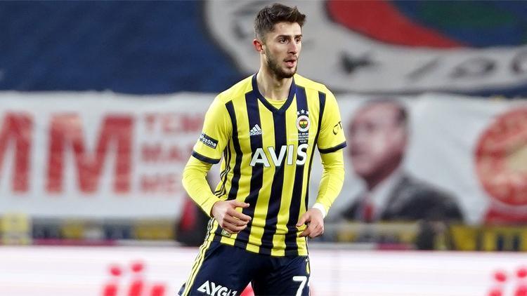 Fenerbahçede İsmail Yüksek performansıyla alkış aldı Ozan Tufan cezalı duruma düşünce...