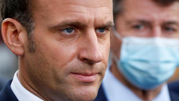 Macron tehdit etti: Aşı hakkında konuşanın istifasını isteyeceğim