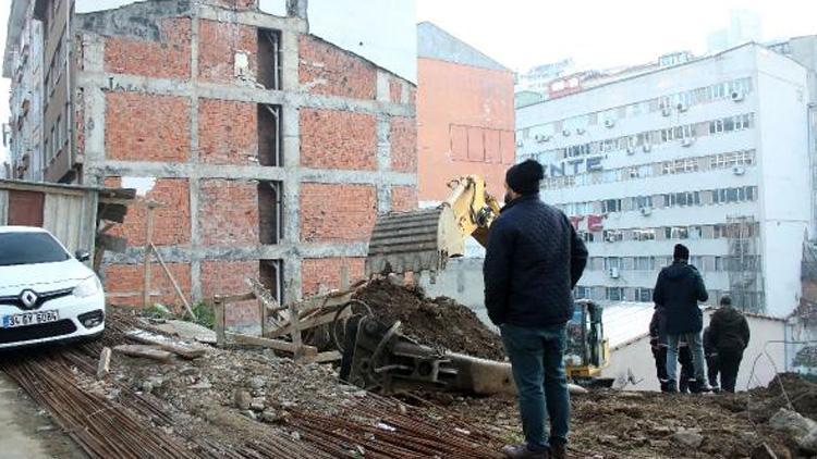 Şişlide hareketli dakikalar İstinat duvarı çöktü, doğalgaz borusu patladı