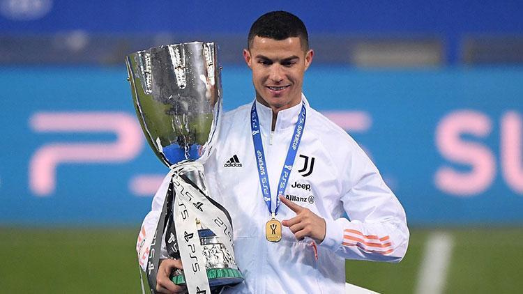 Juventus İtalya Süper Kupasını kazandı Cristiano Ronaldo 760 gole ulaştı