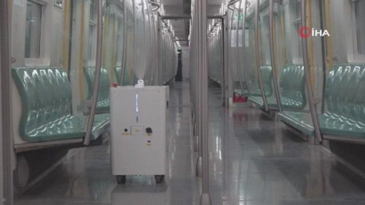Çinde robotlar koronavirüse karşı metrolarda görev başında