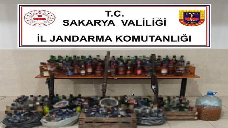 Sakarya’da 227 şişe kaçak içki ele geçirildi