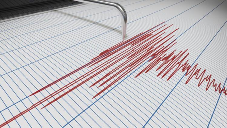 Filipinlerde çok şiddetli deprem