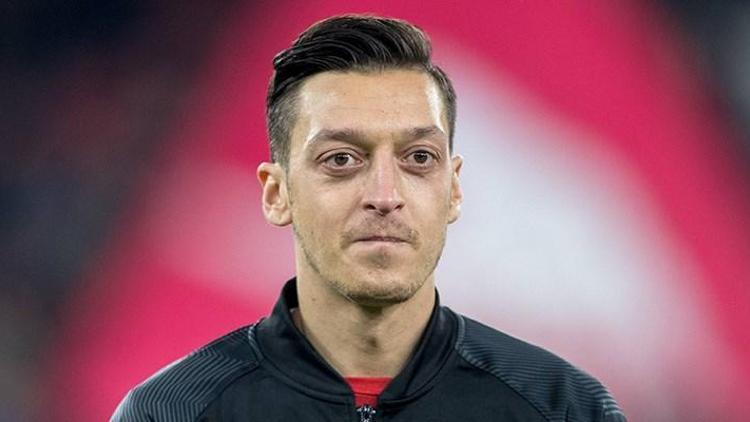 Arsenal, Mesut Özilin yerine Martin Odegaardı transfer ediyor