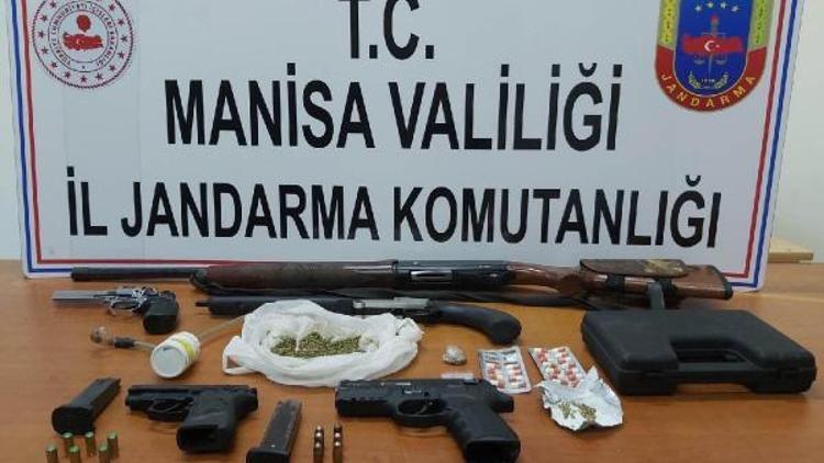 Alaşehir’de uyuşturucu operasyonu