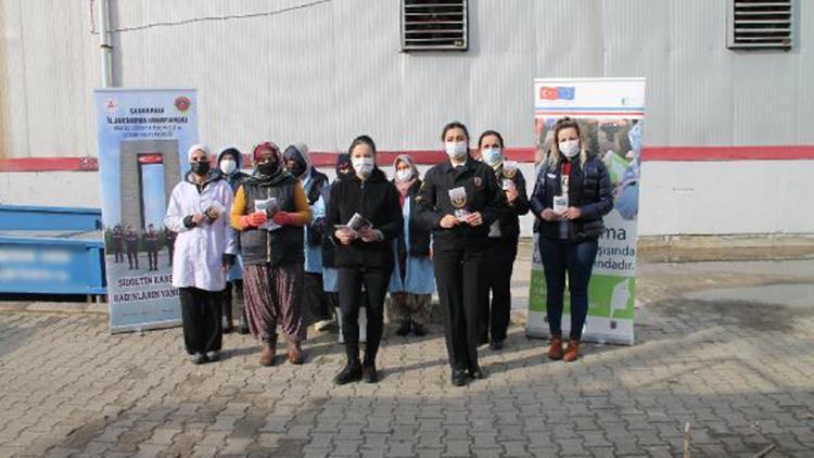 Çanakkalede jandarma kadına yönelik şiddetle mücadele eğitimi verdi