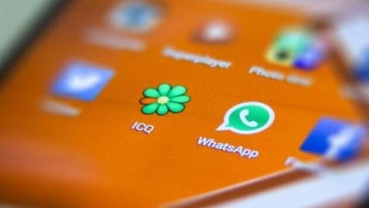 WhatsApp eridi, ICQ küllerinden yeniden doğdu