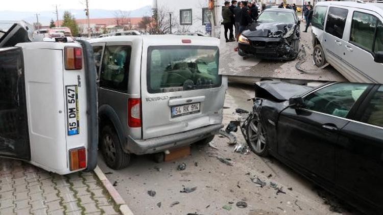 Ehliyetsiz sürücü park halindeki araçlara çarptı Vali Yardımcısı: Kaza yapan oğlum