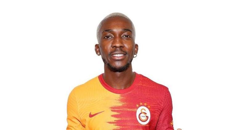 Galatasaray, Henry Onyekuru ve Halil Dervişoğlunun lisansını çıkarttı