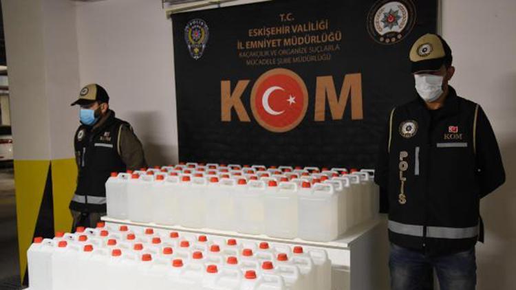 Eskişehir’de sahte içki yapımında kullanılan 720 litre etil alkol ele geçirildi