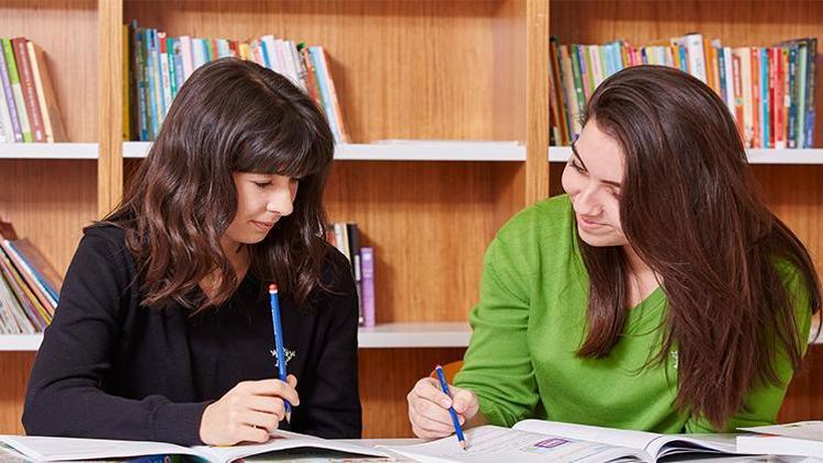 Pandemiden etkilenen meslek gruplarına burs desteği