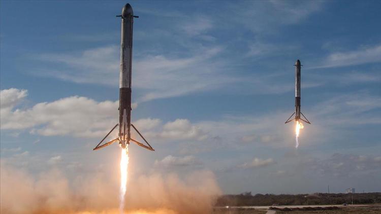 SpaceX uzaya sivil uçuş gerçekleştirecek