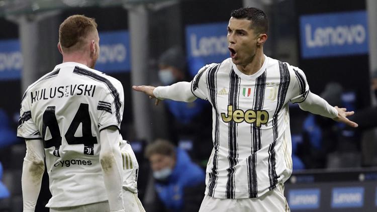 İtalya Kupası yarı finalinde Juventus, Interi yenerek avantajı yakaladı