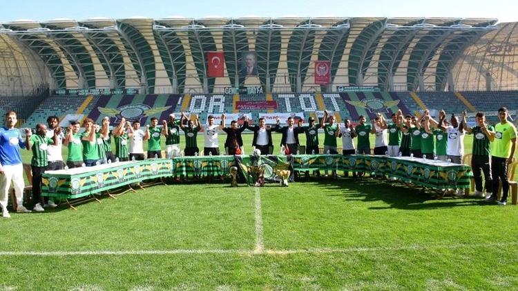 Akhisarspor’dan transfer şov 26 futbolcu birden...