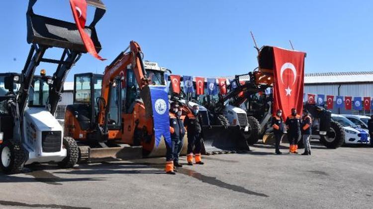 Sivas Belediyesi bünyesine 39 yeni araç ve makine hizmete alındı
