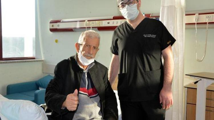 Eroğlu: Endoskpik kalp ameliyatı bölgede sadece KSÜde