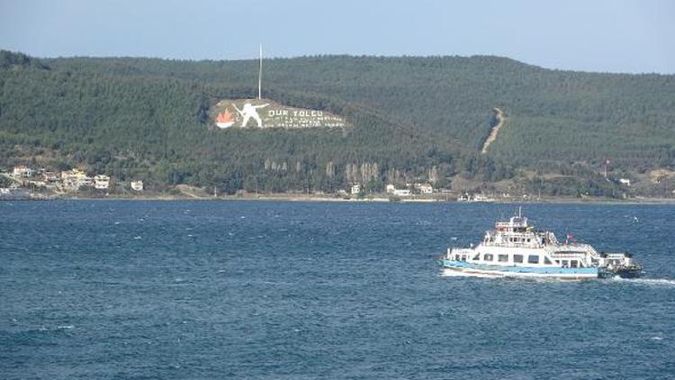 Gökçeada ve Bozcaadaya feribot seferleri iptal edildi