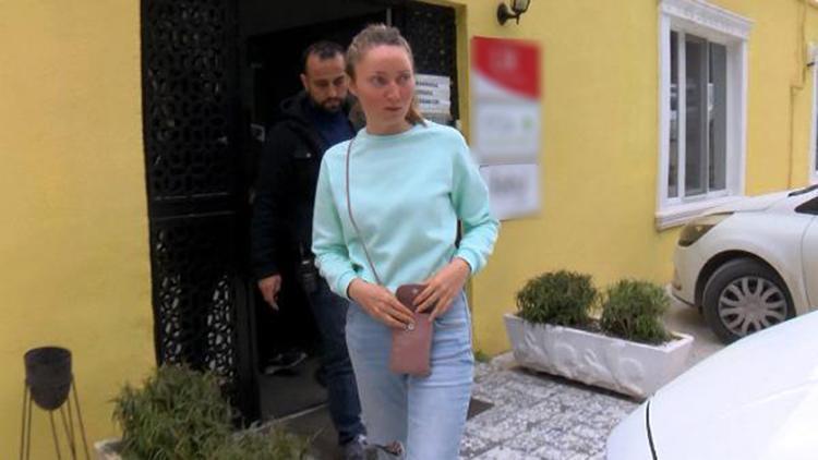 Rus kadın yürüyüş sırasında gasp edildi