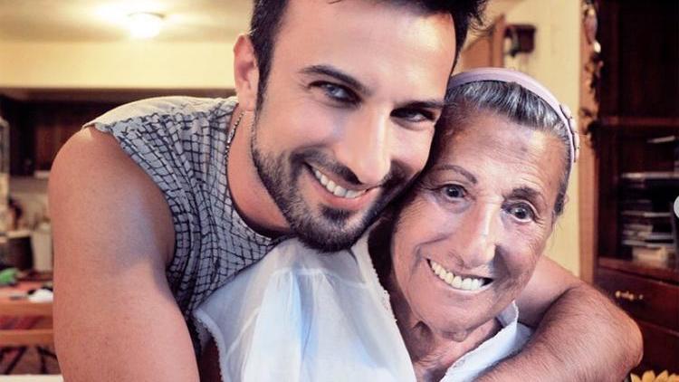 Tarkan: Benzemez kimse sana