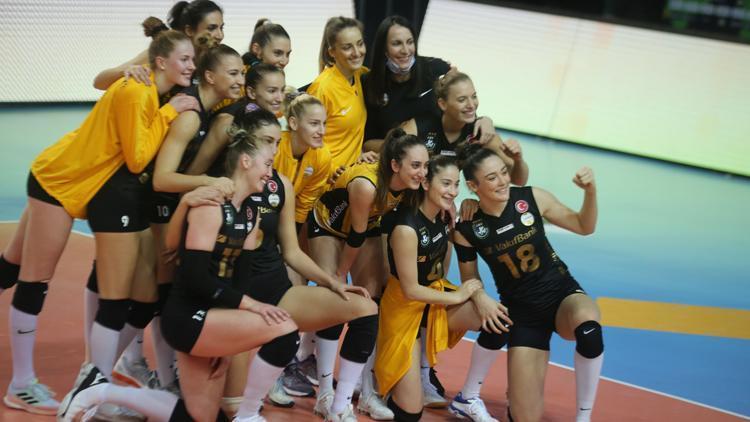 Misli.com Sultanlar Ligi: VakıfBank: 3 - Eczacıbaşı VitrA: 0