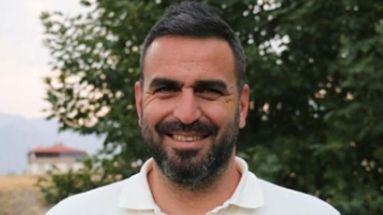 Denizlisporda sportif direktör direktör Burak Özsaraç istifa etti