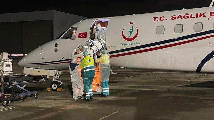 Hollandada koronavirüs tedavisi kesilecekti Sağlık Bakanlığının uçağıyla Türkiyeye geldi
