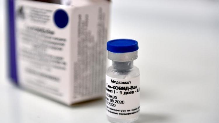 Ukrayna Rus aşısının tescilini yasakladı