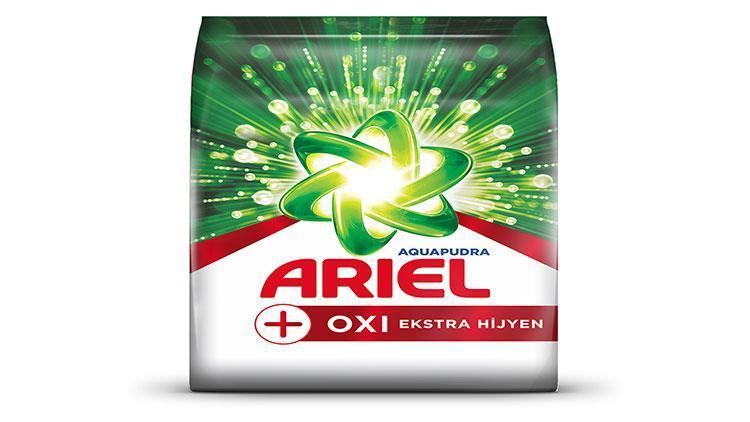 Yeni Ariel Oxi Extra Hijyen, Aquapudra formülüyle gözle görülmeyen kirlerde bile hijyen için derinlemesine temizlik sağlıyor