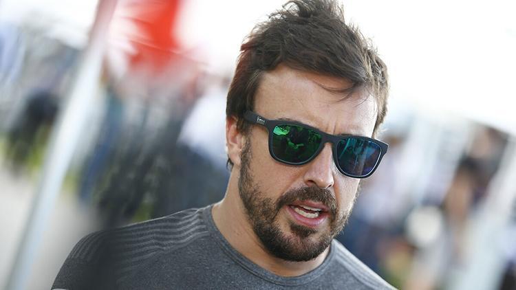 Formula 1 pilotu Fernando Alonso kaza geçirdi, hastaneye kaldırıldı