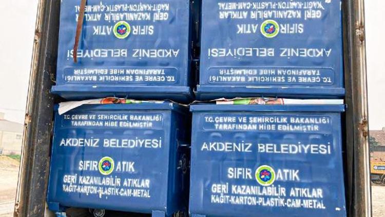 Akdeniz Belediyesi’ne 459 adet yeni çöp konteyneri hibe edildi