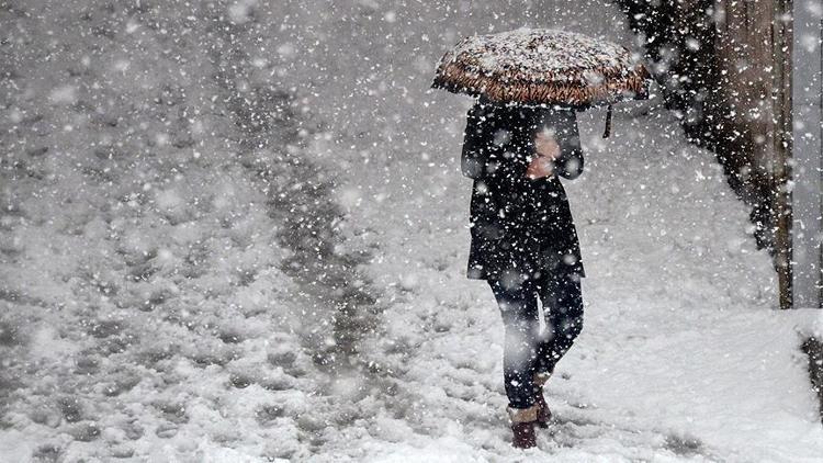 İstanbulda kar yağışı kaç gün sürecek, ne zamana kadar devam edecek İşte Meteorolojinin 5 günlük hava tahmini